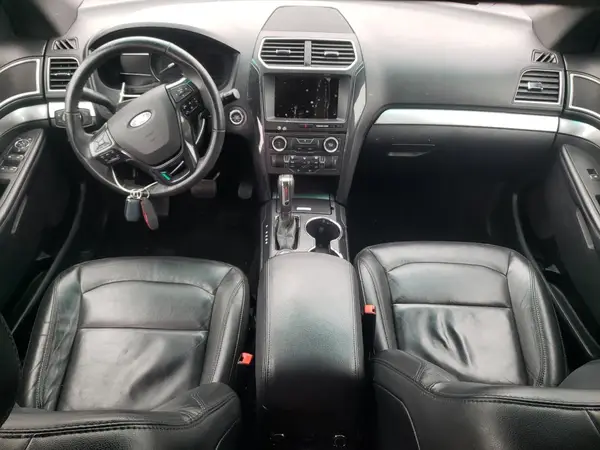 1FM5K8D85HGA31323 2017 FORD EXPLORER - Image 8