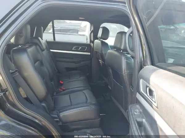 1FM5K8D85HGA32424 2017 FORD EXPLORER - Image 8