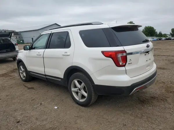 1FM5K8D85HGA32908 2017 FORD EXPLORER - Image 2