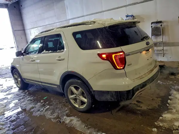 1FM5K8D85HGA59865 2017 FORD EXPLORER - Image 2