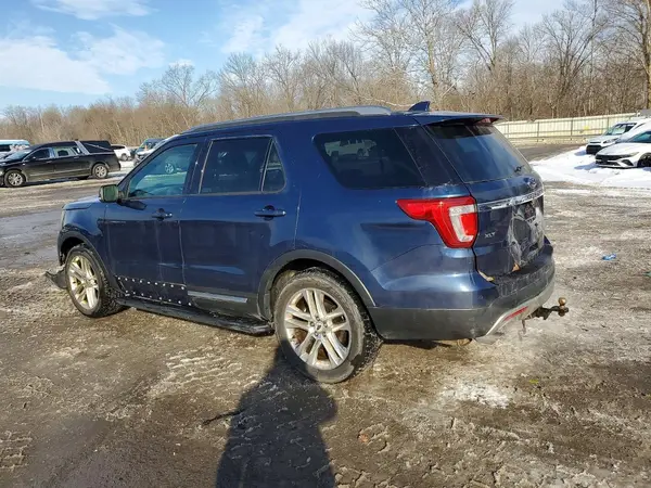 1FM5K8D85HGA74382 2017 FORD EXPLORER - Image 2