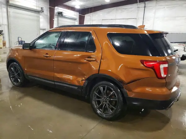 1FM5K8D85HGA87648 2017 FORD EXPLORER - Image 2