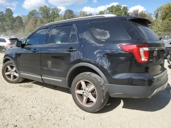 1FM5K8D85HGA95202 2017 FORD EXPLORER - Image 2