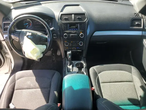 1FM5K8D85HGB05579 2017 FORD EXPLORER - Image 8