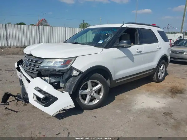 1FM5K8D85HGB16369 2017 FORD EXPLORER - Image 2