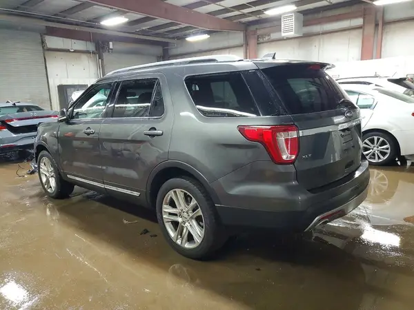 1FM5K8D85HGB28683 2017 FORD EXPLORER - Image 2