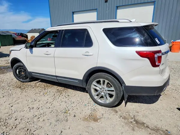 1FM5K8D85HGB31776 2017 FORD EXPLORER - Image 2