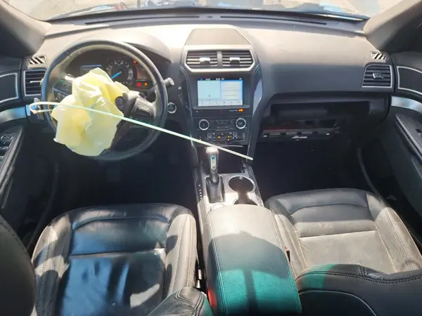 1FM5K8D85HGB31776 2017 FORD EXPLORER - Image 8