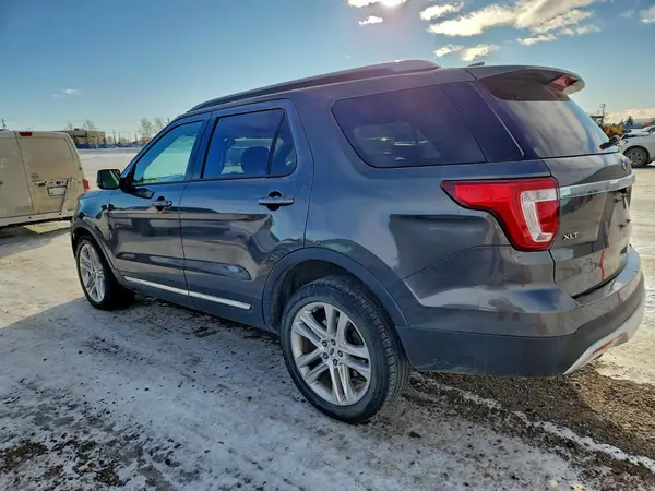 1FM5K8D85HGB84557 2017 FORD EXPLORER - Image 2