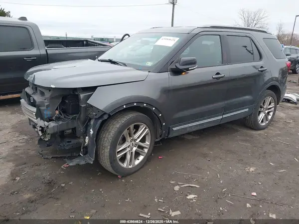 1FM5K8D85HGB86129 2017 FORD EXPLORER - Image 2