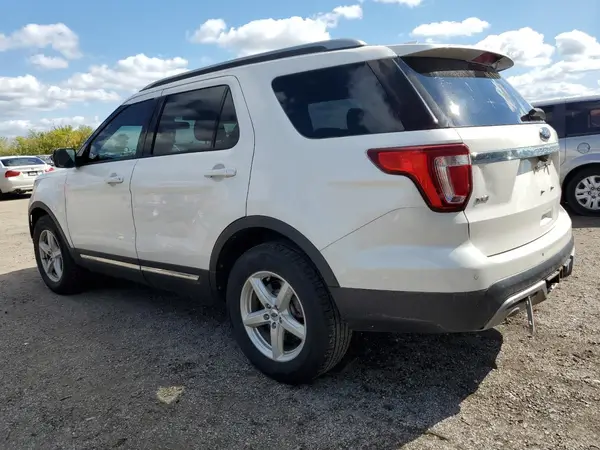 1FM5K8D85HGC01342 2017 FORD EXPLORER - Image 2