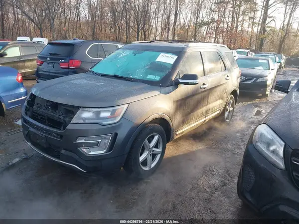 1FM5K8D85HGC16410 2017 FORD EXPLORER - Image 2
