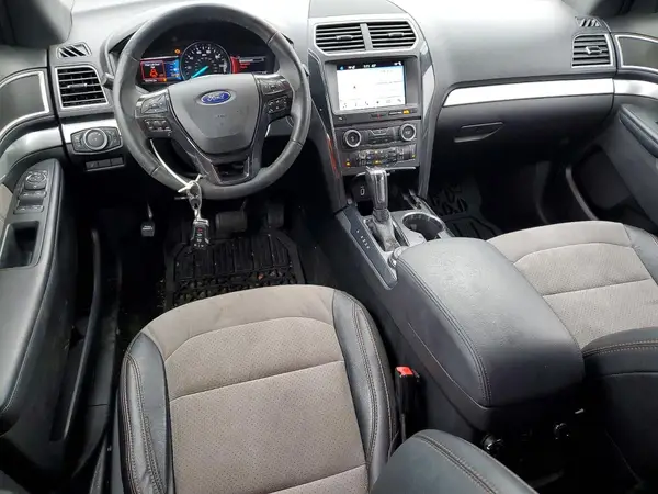 1FM5K8D85HGC19775 2017 FORD EXPLORER - Image 8