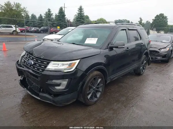 1FM5K8D85HGC20084 2017 FORD EXPLORER - Image 2