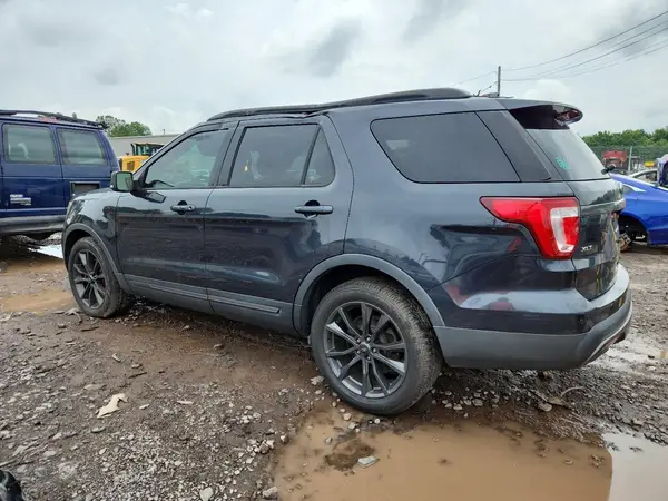 1FM5K8D85HGC44398 2017 FORD EXPLORER - Image 2