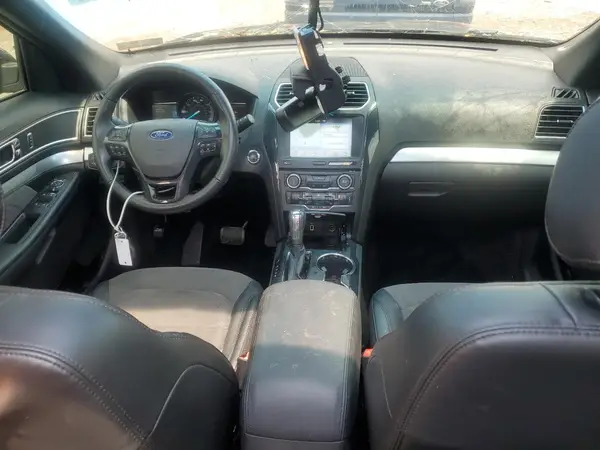 1FM5K8D85HGC44398 2017 FORD EXPLORER - Image 8