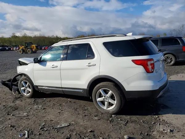 1FM5K8D85HGC45776 2017 FORD EXPLORER - Image 2