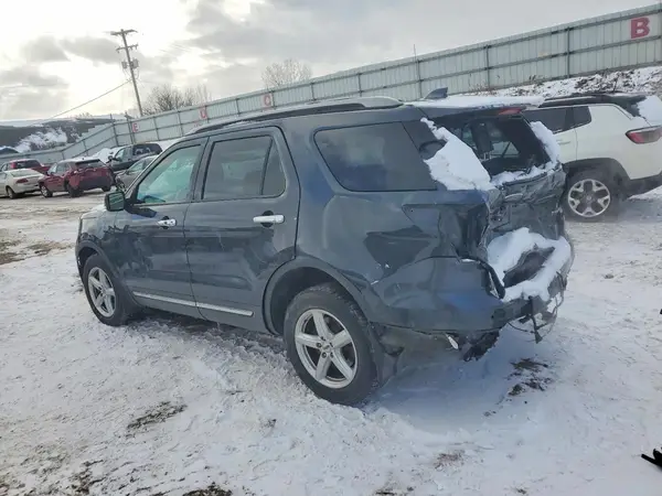 1FM5K8D85HGC46314 2017 FORD EXPLORER - Image 2