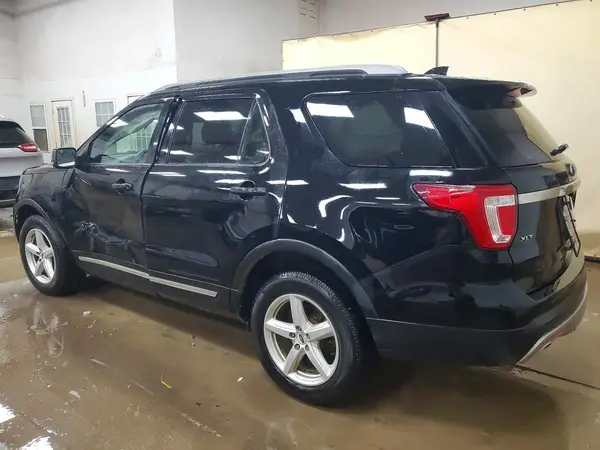 1FM5K8D85HGC53635 2017 FORD EXPLORER - Image 2