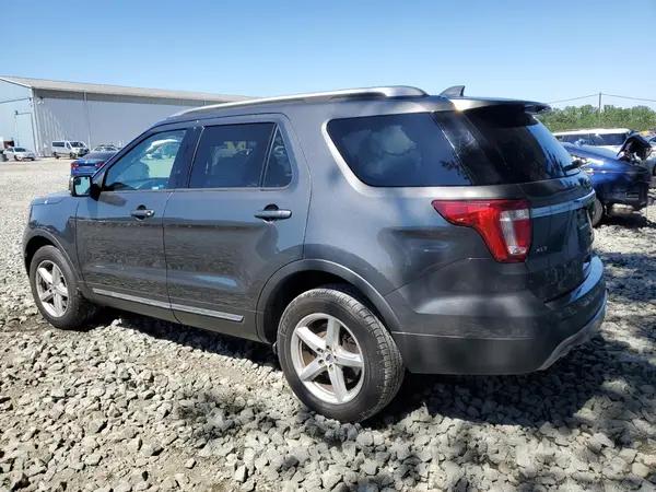 1FM5K8D85HGC88191 2017 FORD EXPLORER - Image 2