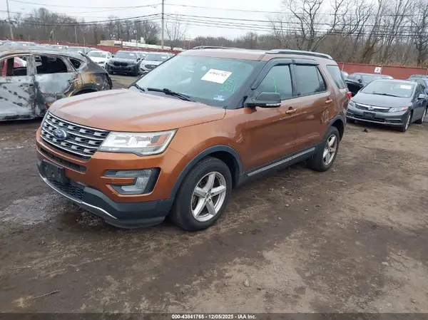 1FM5K8D85HGD17544 2017 FORD EXPLORER - Image 2