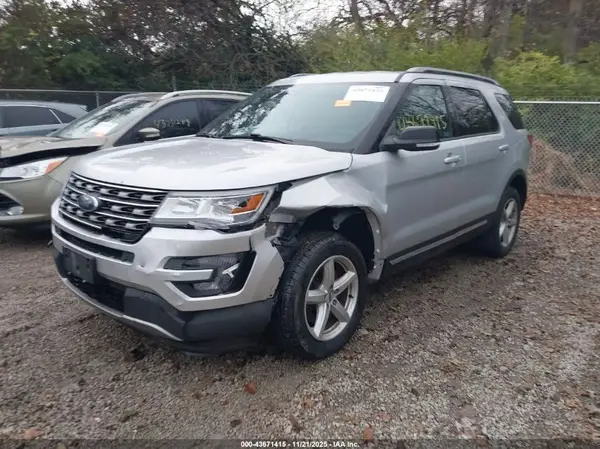 1FM5K8D85HGD37874 2017 FORD EXPLORER - Image 2