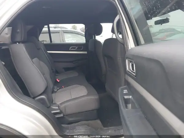 1FM5K8D85HGD37874 2017 FORD EXPLORER - Image 8