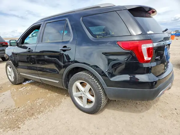1FM5K8D85HGD41214 2017 FORD EXPLORER - Image 2