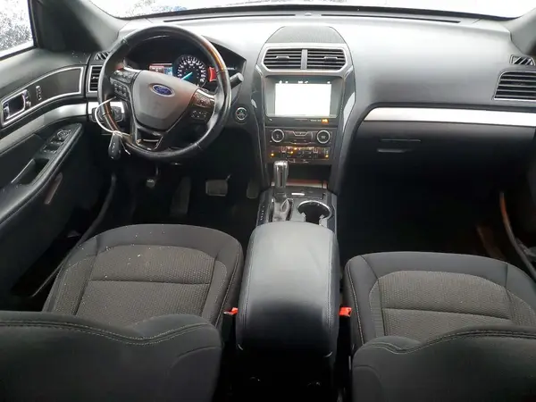 1FM5K8D85HGD45487 2017 FORD EXPLORER - Image 8