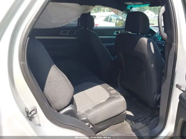 1FM5K8D85HGE00102 2017 FORD EXPLORER - Image 8