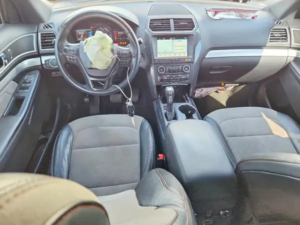 1FM5K8D85HGE16140 2017 FORD EXPLORER - Image 8
