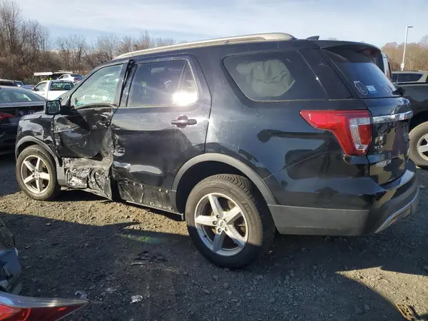1FM5K8D85HGE31270 2017 FORD EXPLORER - Image 2