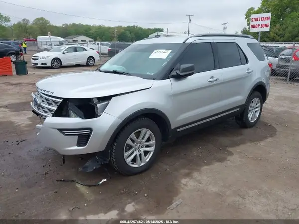 1FM5K8D85JGA34860 2018 FORD EXPLORER - Image 2