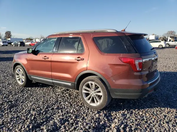 1FM5K8D85JGA35099 2018 FORD EXPLORER - Image 2
