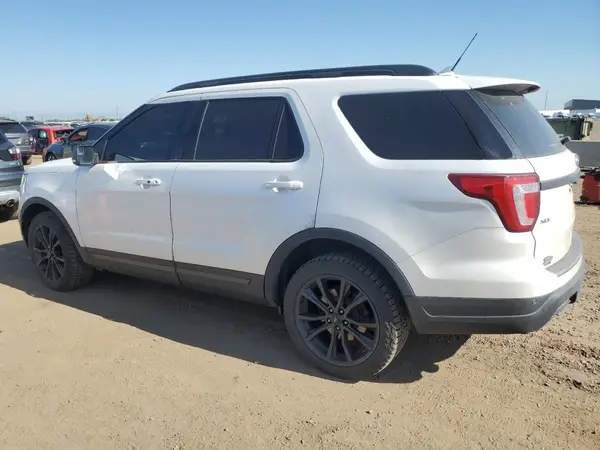 1FM5K8D85JGA42358 2018 FORD EXPLORER - Image 2