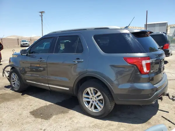 1FM5K8D85JGA43946 2018 FORD EXPLORER - Image 2