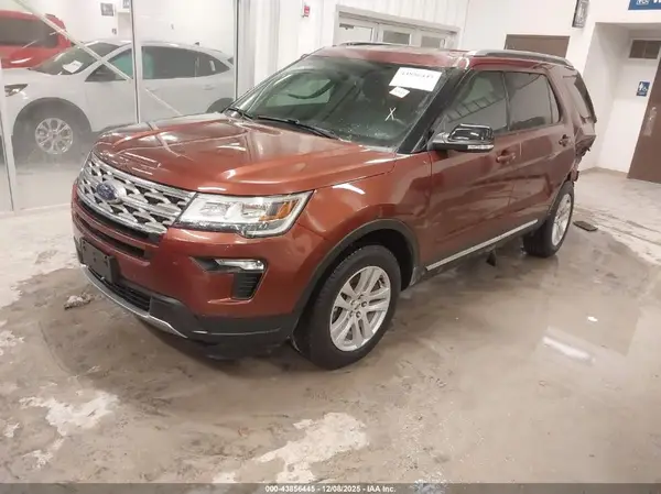 1FM5K8D85JGA55174 2018 FORD EXPLORER - Image 2