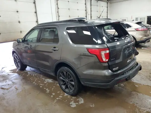 1FM5K8D85JGA78602 2018 FORD EXPLORER - Image 2