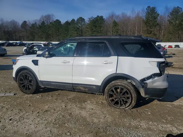 1FM5K8D85JGB02185 2018 FORD EXPLORER - Image 2