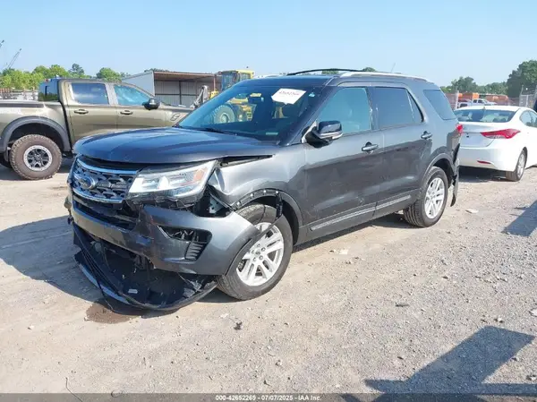1FM5K8D85JGB18788 2018 FORD EXPLORER - Image 2