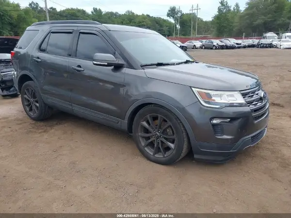1FM5K8D85JGB38118 2018 FORD EXPLORER - Image 1