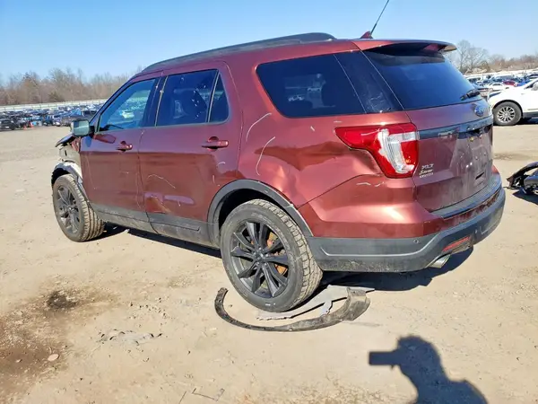 1FM5K8D85JGB50172 2018 FORD EXPLORER - Image 2