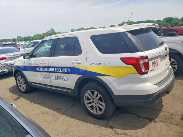 1FM5K8D85JGB50768 2018 FORD EXPLORER - Image 2