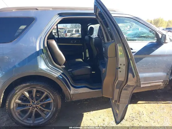 1FM5K8D85JGB57543 2018 FORD EXPLORER - Image 8