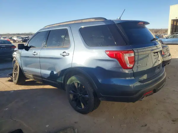1FM5K8D85JGC26070 2018 FORD EXPLORER - Image 2
