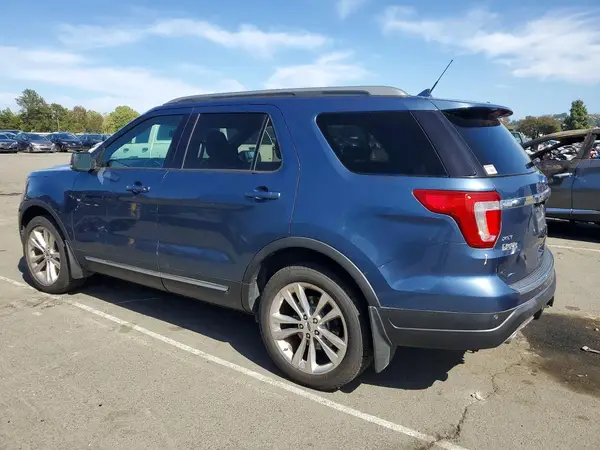 1FM5K8D85JGC27932 2018 FORD EXPLORER - Image 2