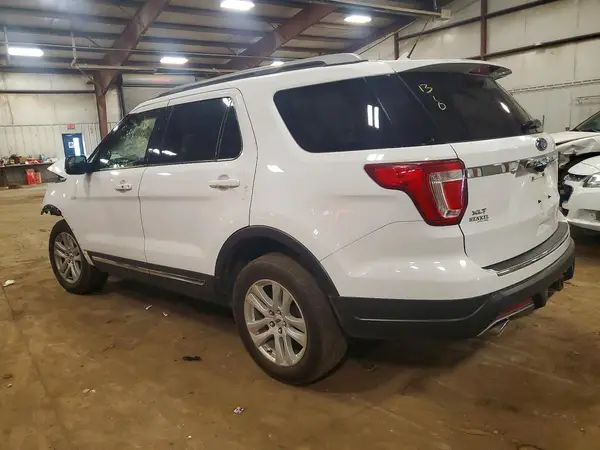 1FM5K8D85JGC35545 2018 FORD EXPLORER - Image 2