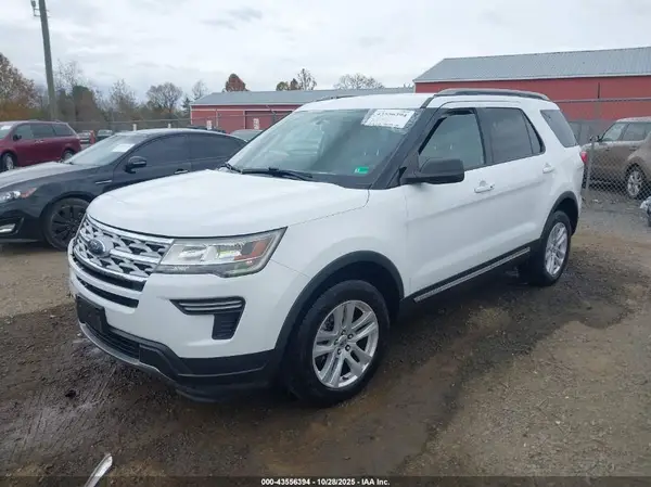 1FM5K8D85JGC77200 2018 FORD EXPLORER - Image 2