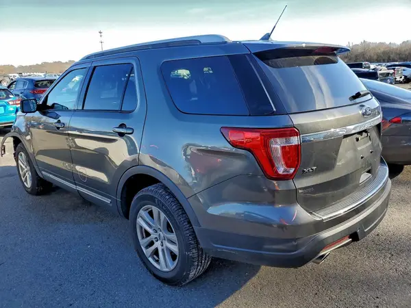 1FM5K8D85JGC79691 2018 FORD EXPLORER - Image 2