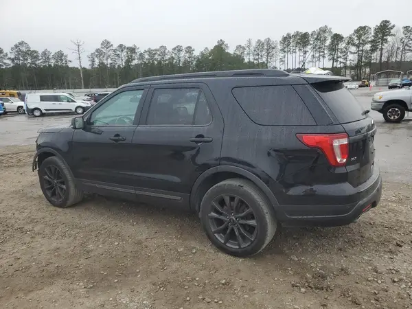1FM5K8D85JGC82865 2018 FORD EXPLORER - Image 2